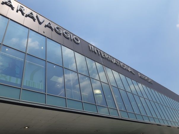 Tutti pazzi per #airportart #curiosity #Milano #torino #Firenze